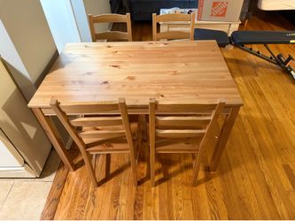 Dinning table 4 seats