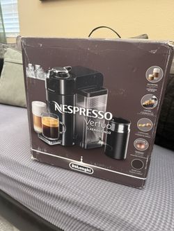 Nespresso Vertuo Coffee and Espresso Machine by De'Longhi with Milk Frother, 1000 Milliliters, Graphite Metal