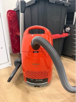 Miele vacuum