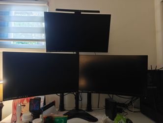 triple monitor for sale (pickup only)