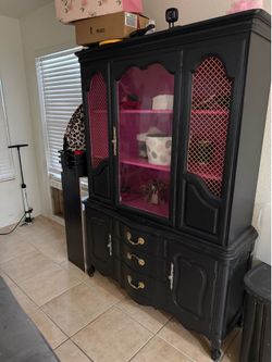 Custom hutch China cabinet