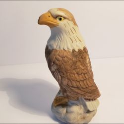 Vintage Bald Eagle Figurine 1970
Bird Patriot Patriotic National Americana Military