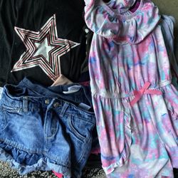 Girls clothing