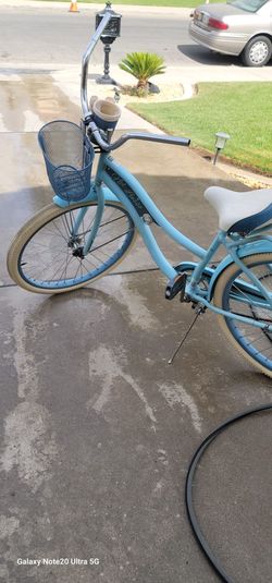 26" Beach Cruiser in new condition firm price