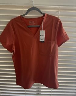 FIGS Medium Women Catarina Spiced Cider Scrub Top 