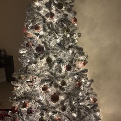 Christmas Tree - Flocked 