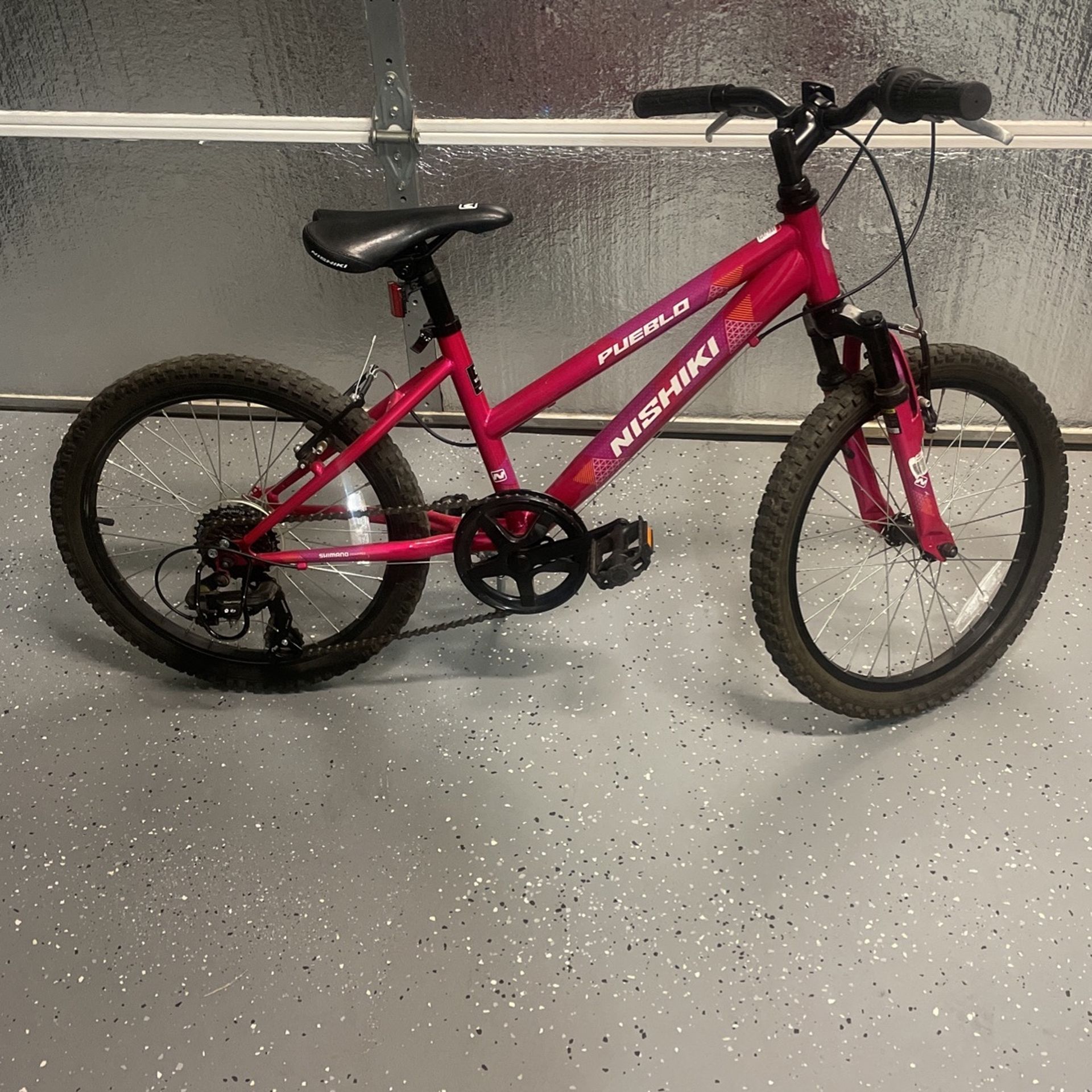 Nishiki girls bike 20”