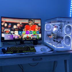 Gaming pc Used Twice All White If You Want Photos Or Any Specs Please Message