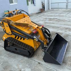 Brand new 2025 Mini Skid steer 