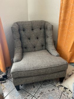 Tufted Gray Chair