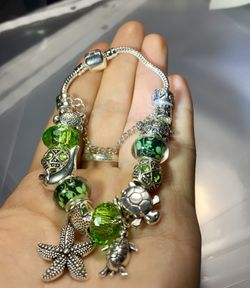 Great Quality Charm Bracelet for Women