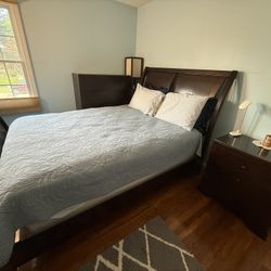 FREE NEED TO GET OUT BY THIS WEEKEND! Solid Wood Queen Bedroom Set – Sleigh Bed + FREE Nightstand + Dresser