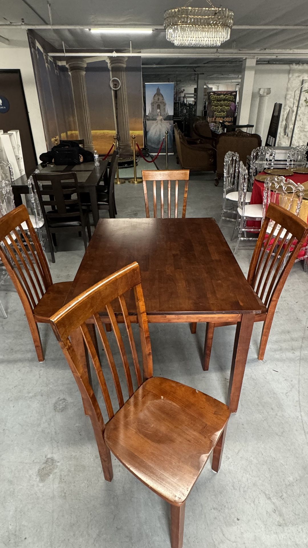 Comedor Dining Table 