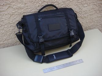 COMPUTER TRAVEL BAG