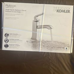 New Single Handle, Bathroom Faucet In Polished Chrome