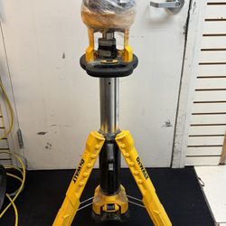 DEWALT LIGHT DCL079