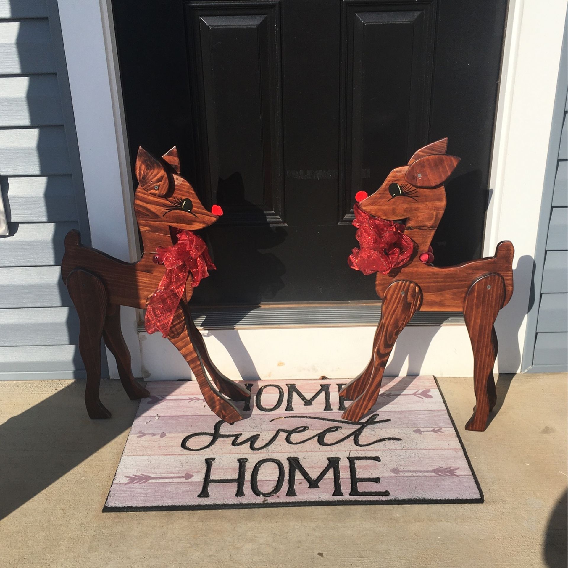 2 Reindeers For Christmas Decoration $28