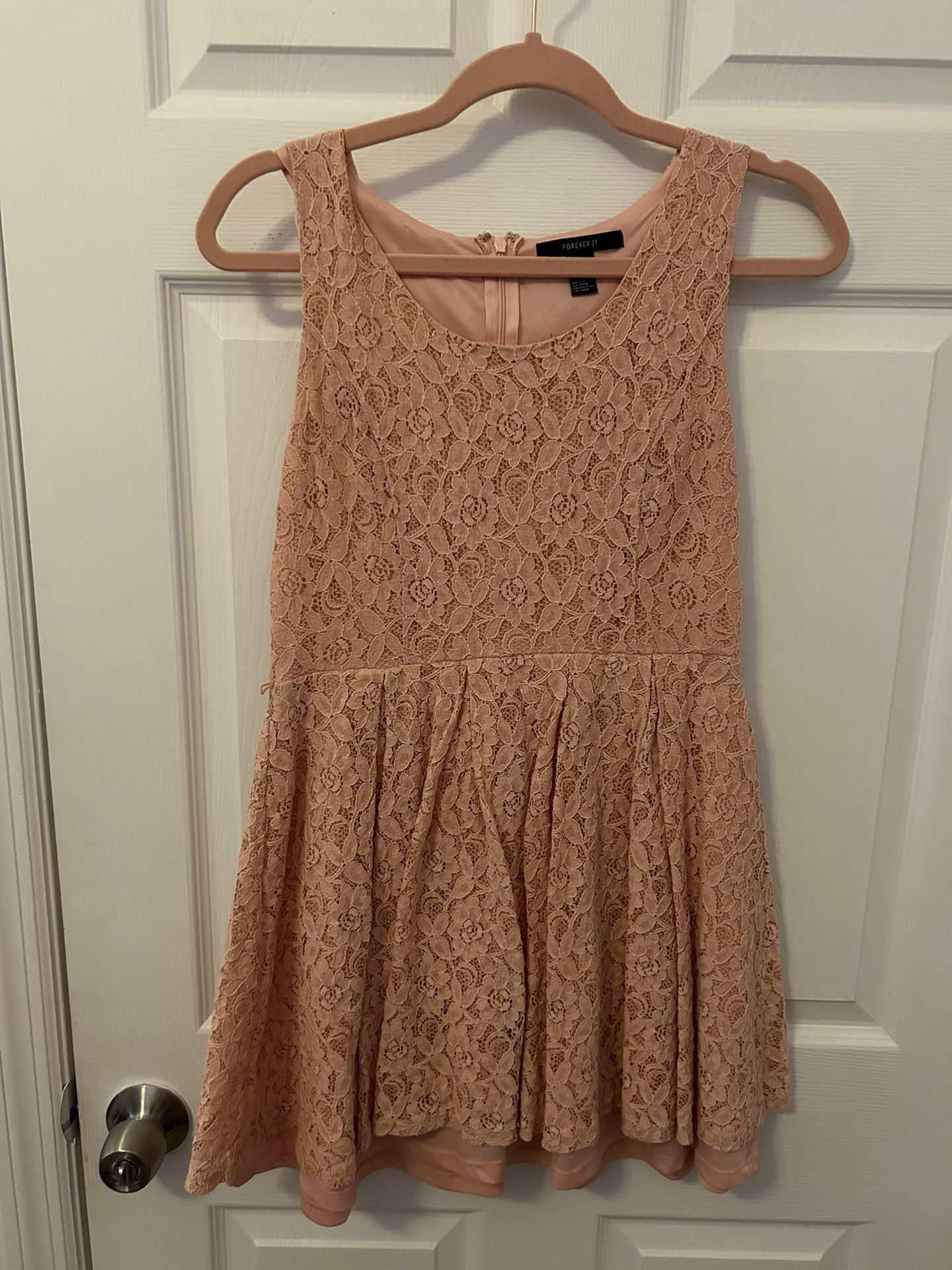 Forever XXI Short Cute Dress - Perfect for Easter - Size: Medium