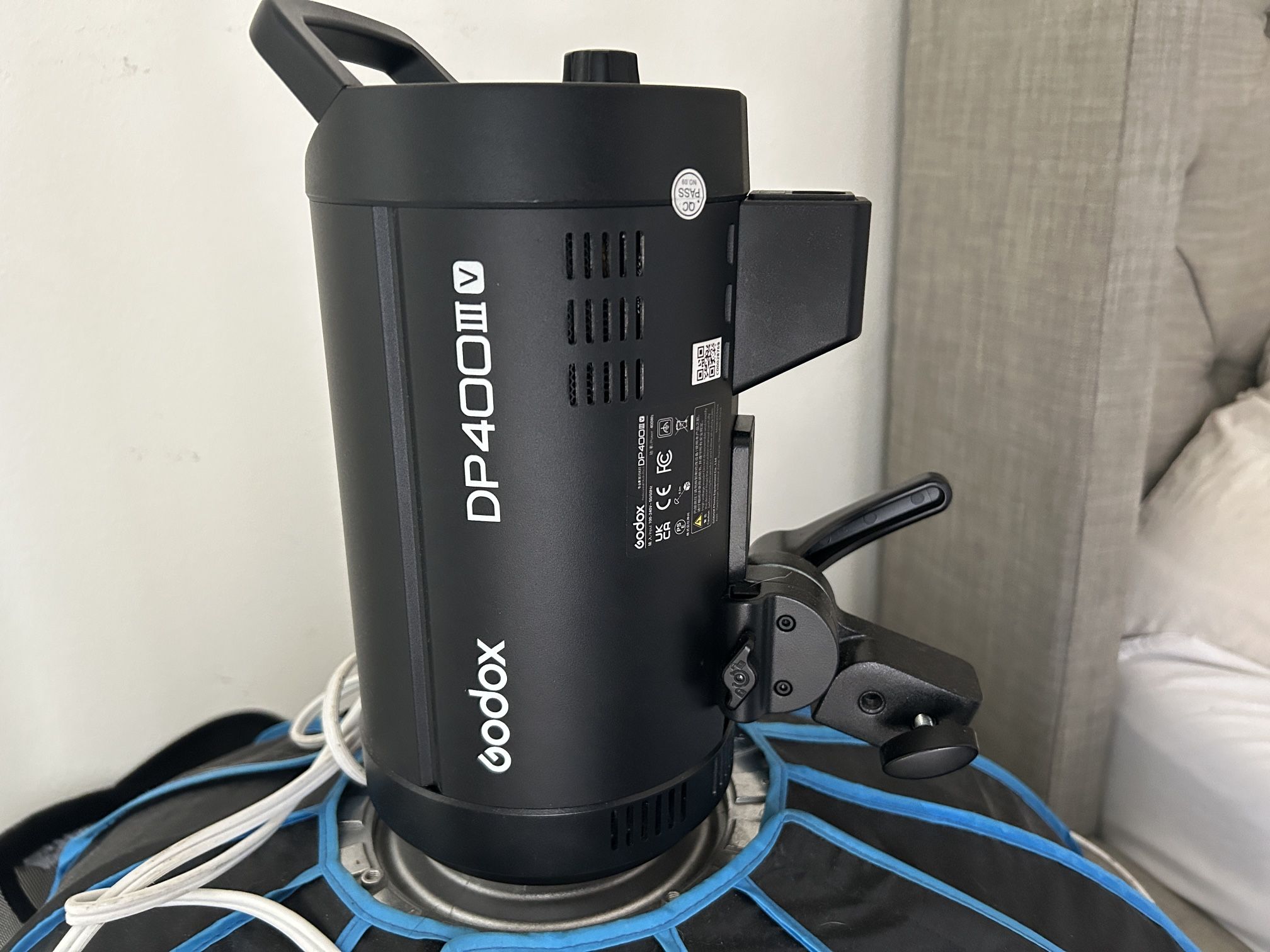 Godox DP 400 III V (photography Light)