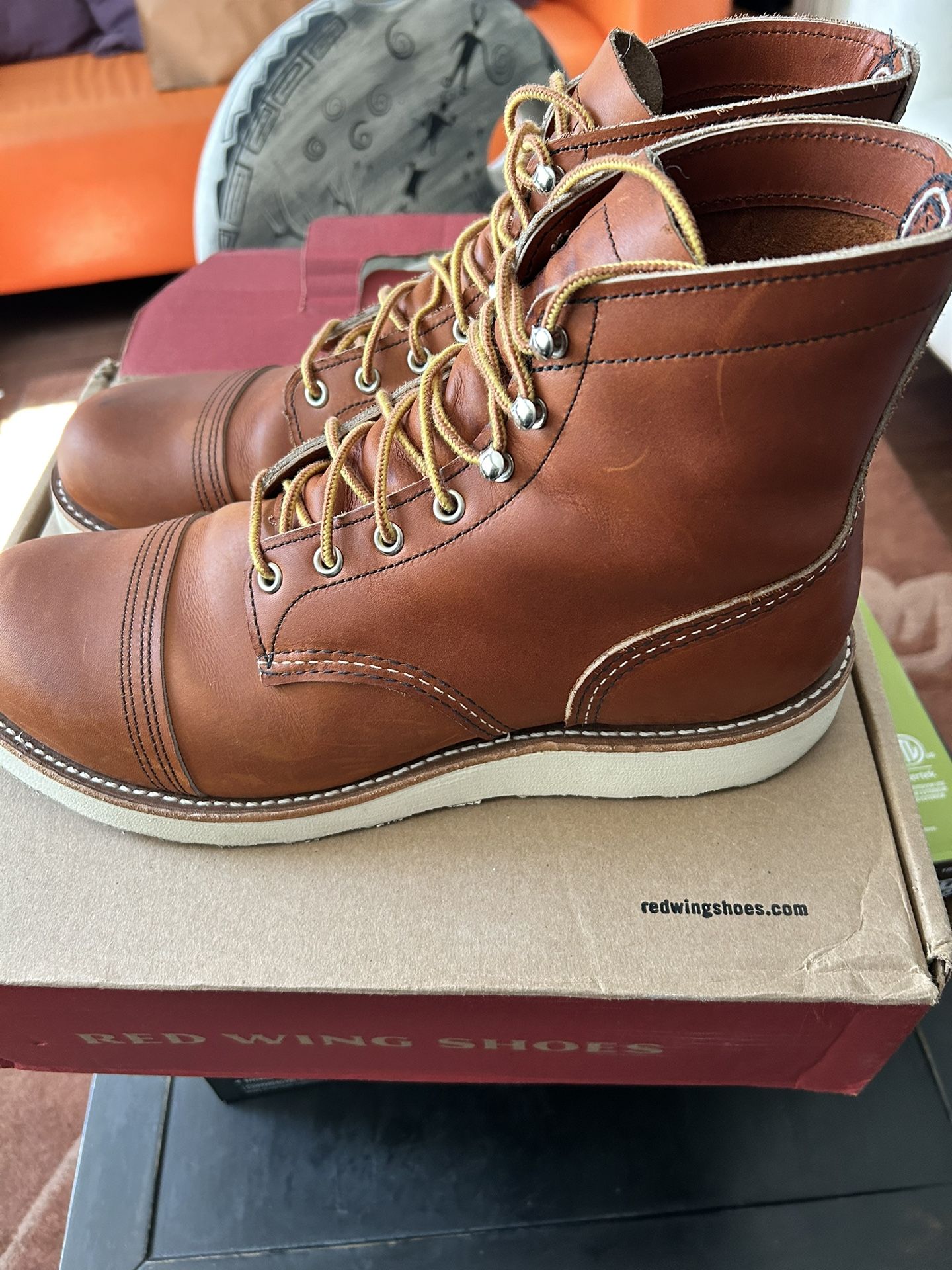 New Red Wing Men’s Boots Size 11 D