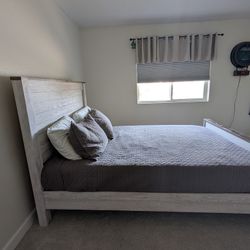 Ashley Queen Bedframe W/4inch Boxspring