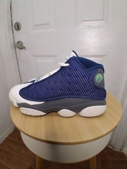 Jordan 13 R3p size 13 but fits like a 12