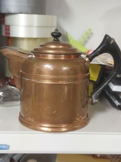 Vintage Rome metalware copper teapot.