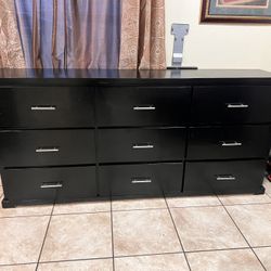 9 Drawer Dresser Solid Wood 