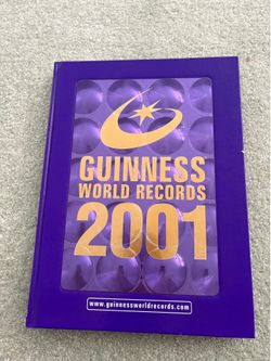 Guinness World Records 2001 Hardcover Book 1st Ed 3D Bubble Foil Cover Vintage