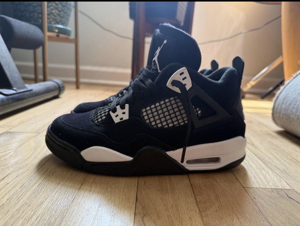 White Thunder Jordan 4s