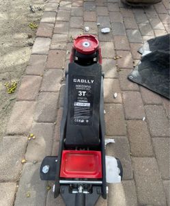 Hydraulic jack
