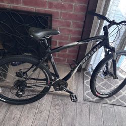 Specialized Mountain Bike 26” Tire Sz 19