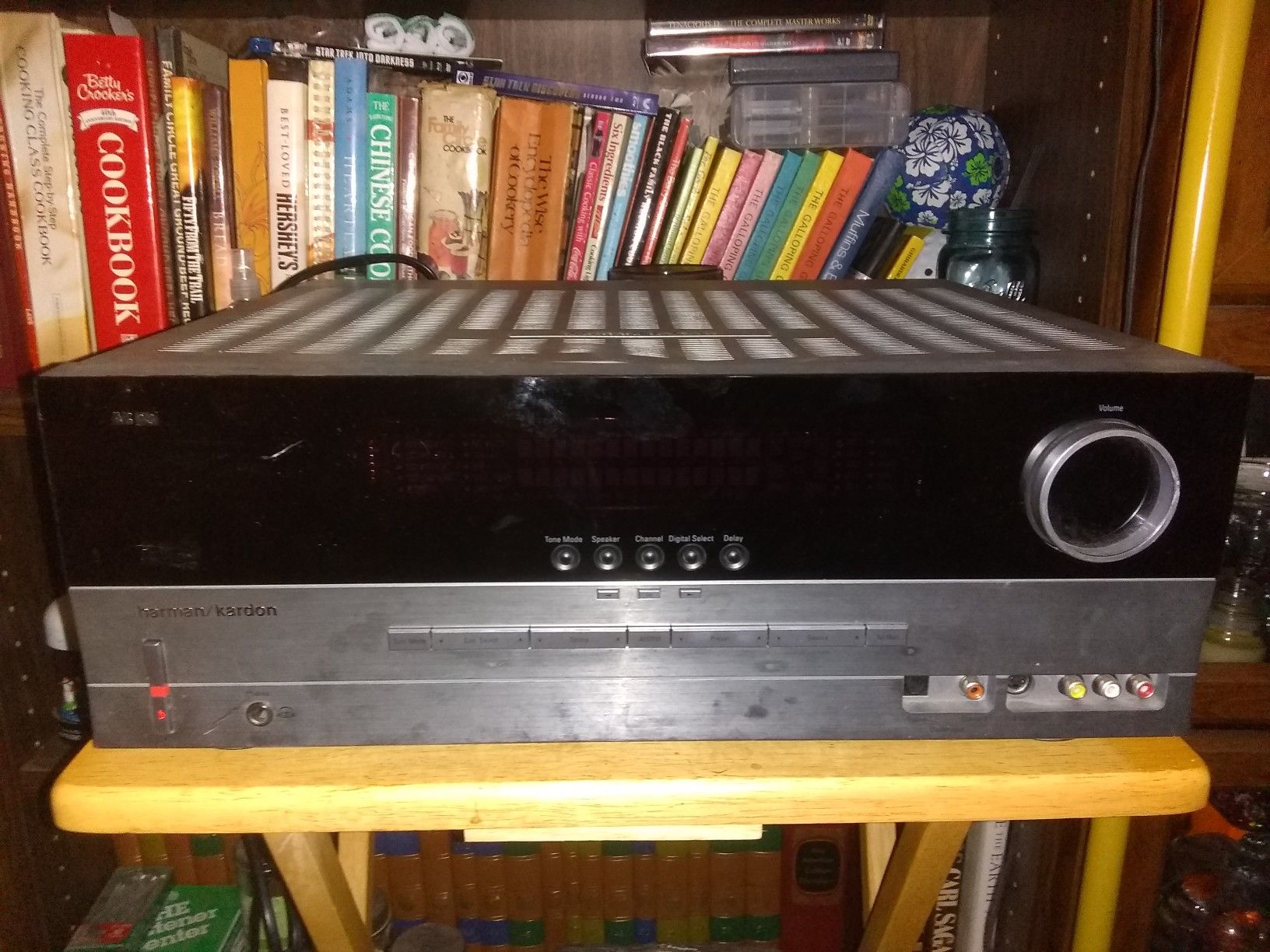 harman kardon surround sound system avr 240 for Sale in Olympia, WA OfferUp