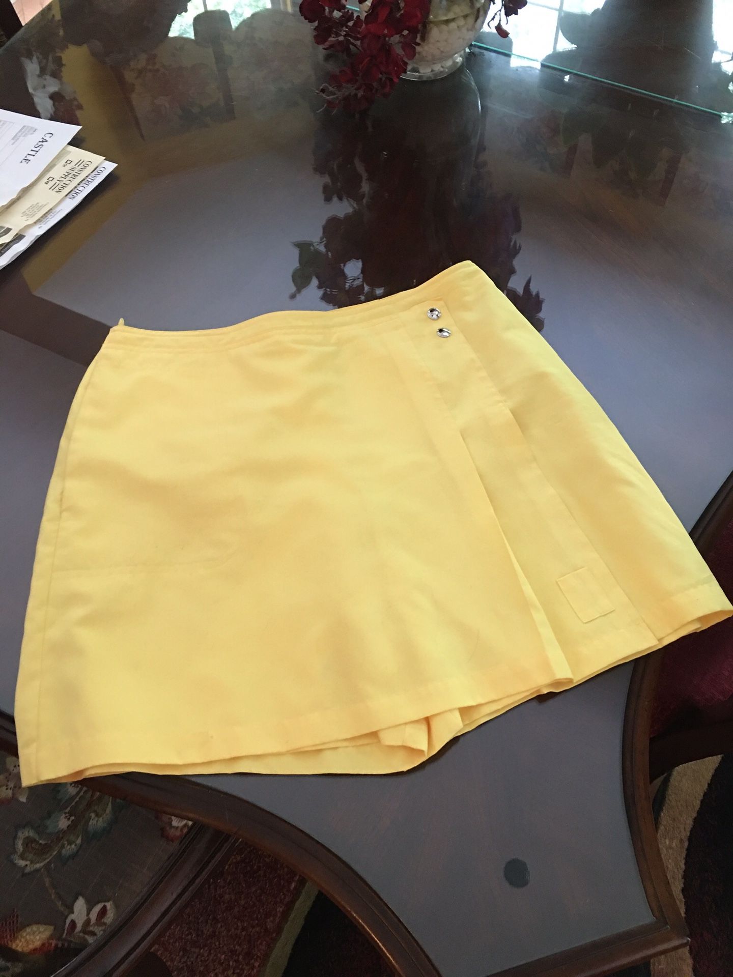 Woman’s skirt size 10