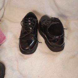 Men's Shiny Dress Shoes Size 6 