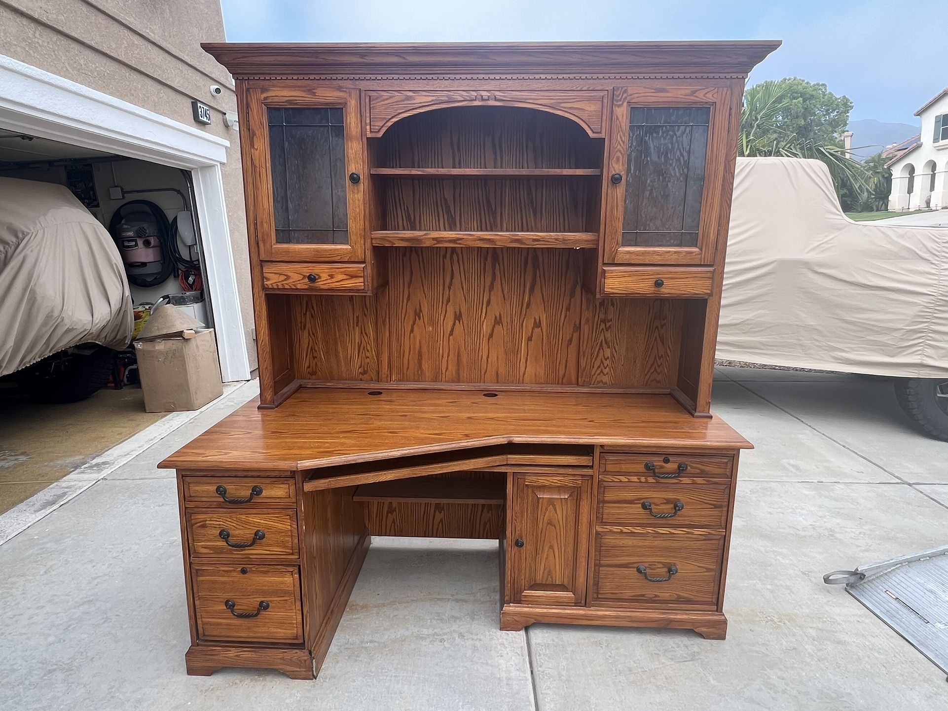 Wooden Desk with Hutch 
