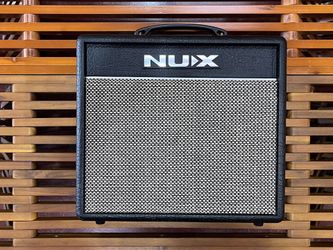 NUX MIGHTY 20 MkII 20-Watt 1x8" Compact Modeling Guitar Combo Amp NGA-20