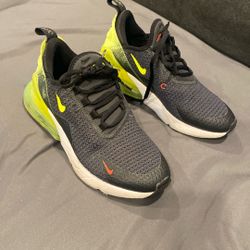 Nike Kids Shows Size 4.5 Y