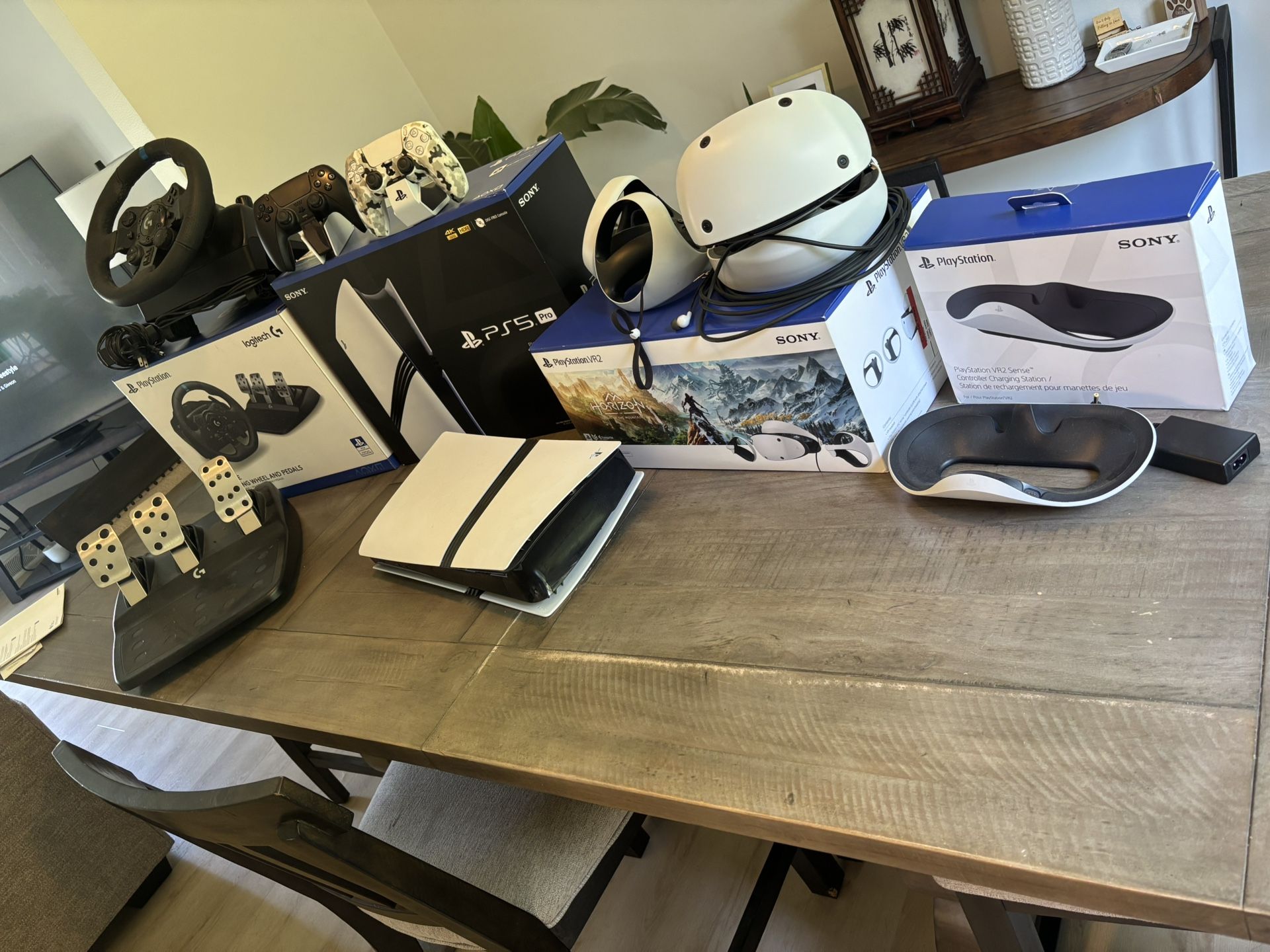 PS5 Pro PSVR2 G923 RACING WHEE/PEDALS