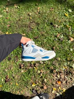 Jordan 4