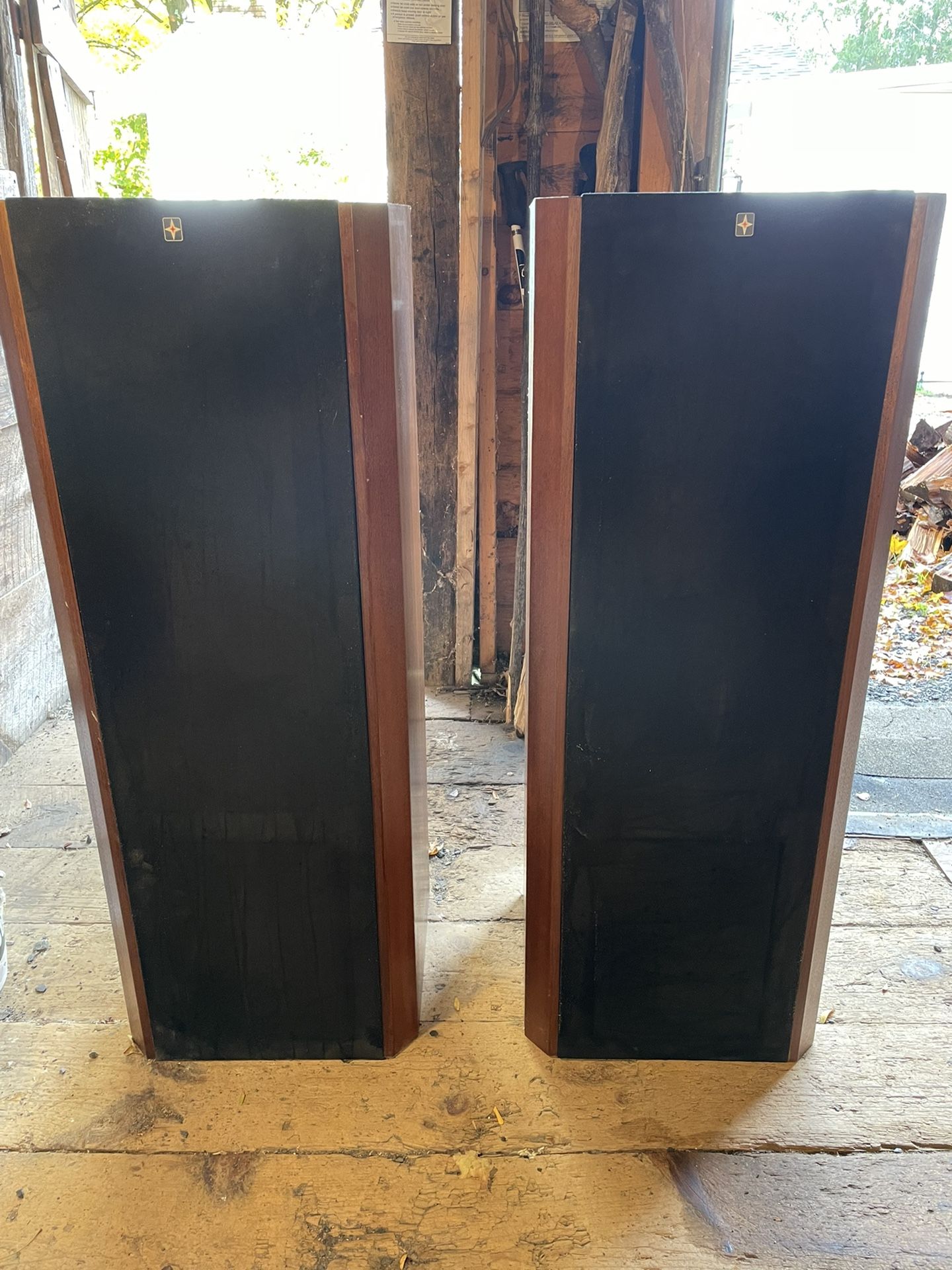 Quadral Phonologue Speakers