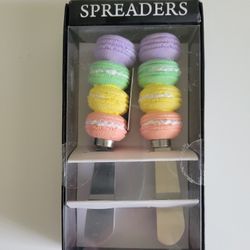 Macaron Spreaders