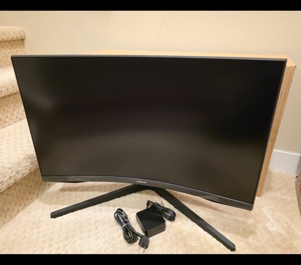 New SAMSUNG 27” Odyssey G55C QHD 165Hz 1ms(MPRT) Curved Gaming Monitor