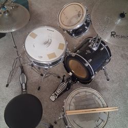 Ludwig Questlove drums Drum set kit