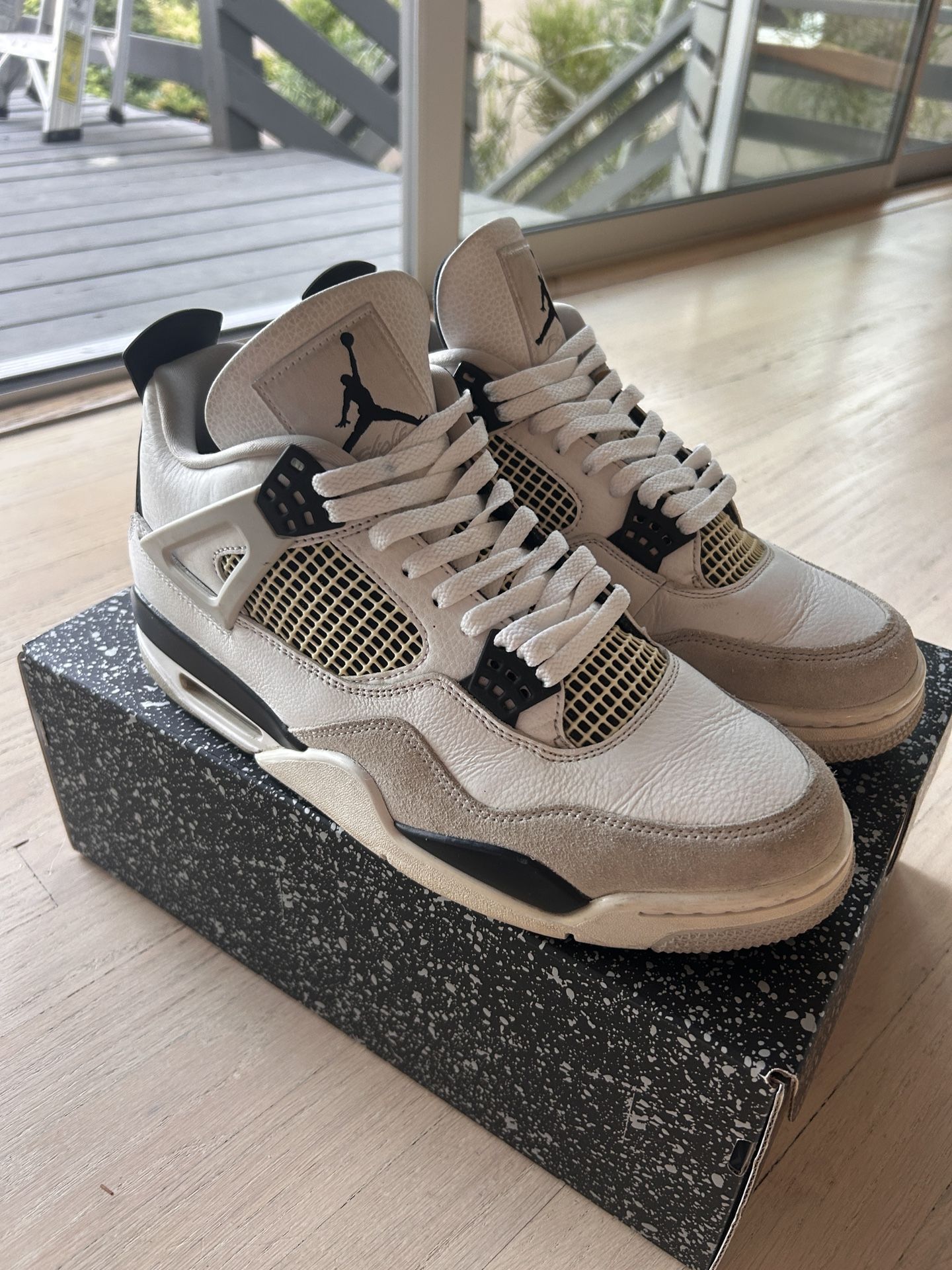 Jordan 4 Retro Military Black Size 11