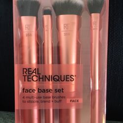 New Real Techniques Makeup Brush Set