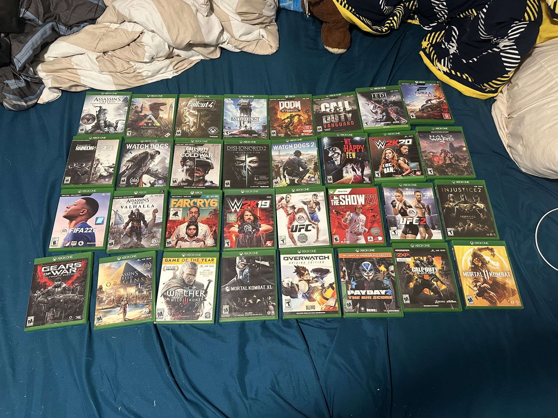 32 Separate Xbox Games Dm for Price 