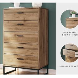 Signature Design by Ashley Deanlow Mid-Century Modern 5 Drawer Wide Chest with Safety Stop for Bedroom, Light Brown & Black