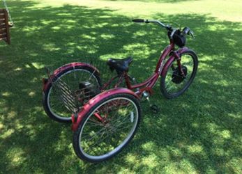 3 WHEEL ELECTRIC TRIKE BIKE, 48 volt, 1000 watt, 17 hour amp battery