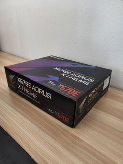 Gigabyte X670E AORUS XTREME EATX AM5 Motherboard